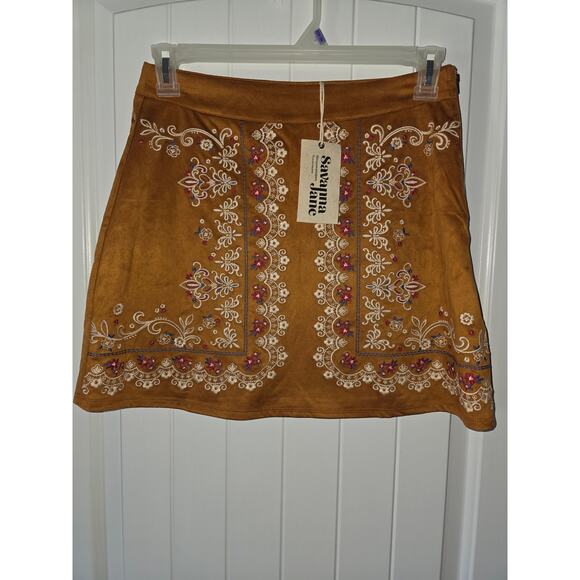 Savanna Jane Dresses & Skirts - Savanna Jane Boho Western Embroidered Mini NWT Size Small ❤️